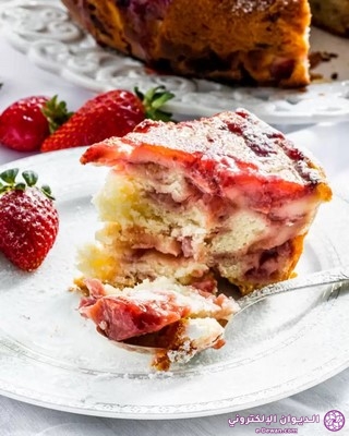 Strawberry cake 1 2 750x938